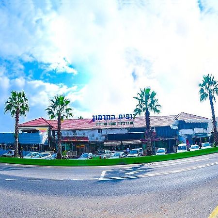 Magical In The Galilee Motell Qiryat Shemona Exteriör bild