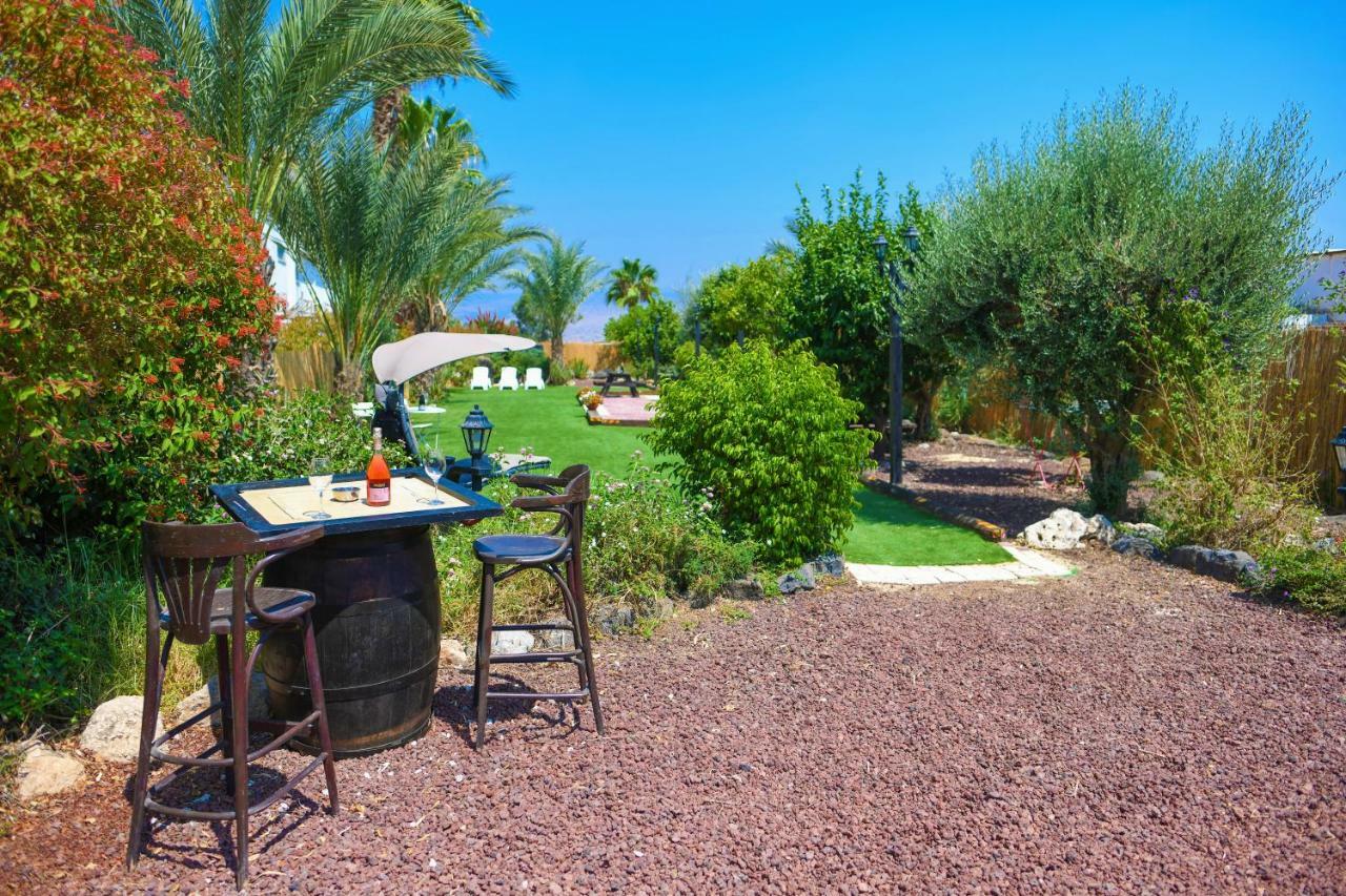 Magical In The Galilee Motell Qiryat Shemona Exteriör bild